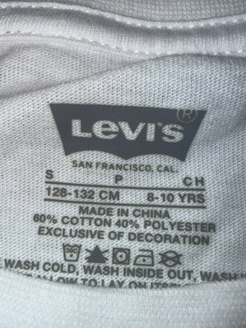 Levi's Boy's Hot & Fresh Pizza Graphic T-Shirt - SMALL - 8-10 Years Old NWT